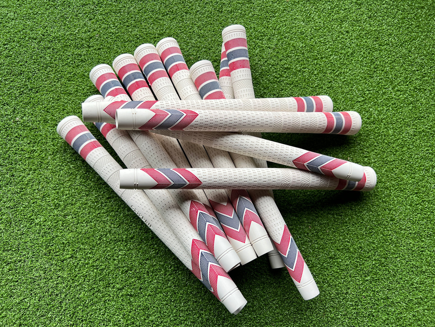 Chevron Swing Grip- White, Red, Blue