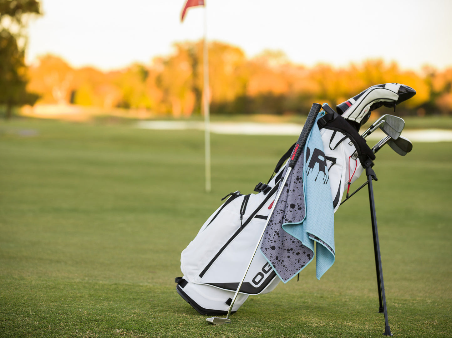 Par 4 Bag Towel- Blue