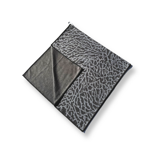 Par 3 Bag Towel- Black