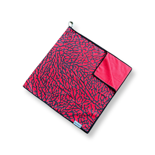 Par 3 Bag Towel - BRED